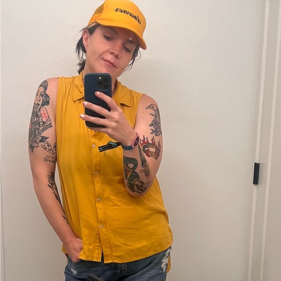 Meet your Posher, Jennie! - Picture 6 of 7